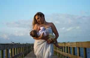 Tips-to-Avoid-Back-Pain-Due-To-Breastfeeding