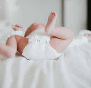 12 Easy Tips & Tricks to Prevent the Scariest Diaper Moments