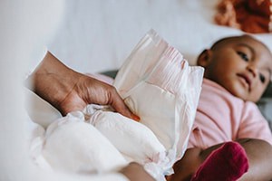 How Often Should I Change the Baby's Diaper at Night?