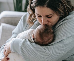7 Tried and Proven Colic and Infant Reflux Tips for New Moms
